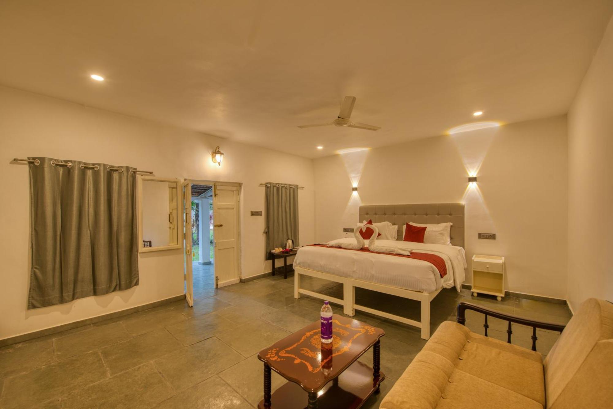 Le Epic Resort Virāmpattinam 外观 照片